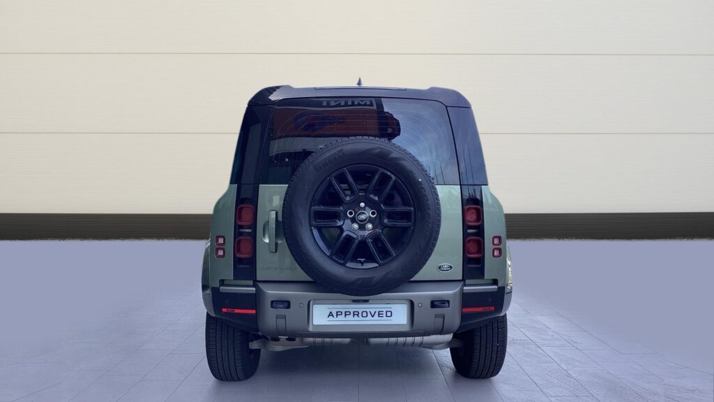 LAND-ROVER Defender 3.0 D200 XDynamic S 90 Auto 4WD MHEV