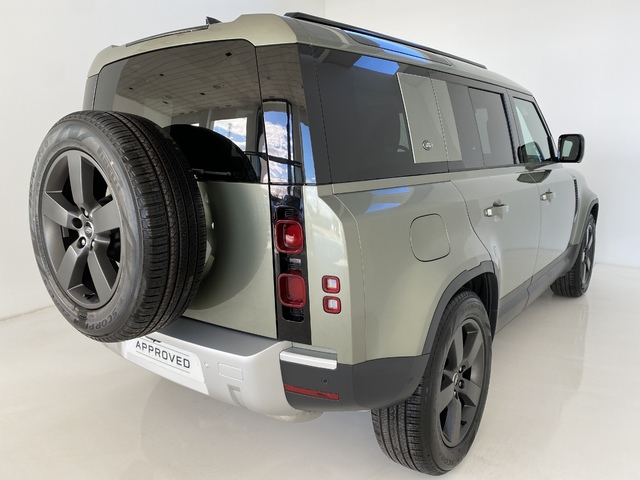 LAND-ROVER Defender 3.0D I6 250 SE 110 Auto 4WD MHEV